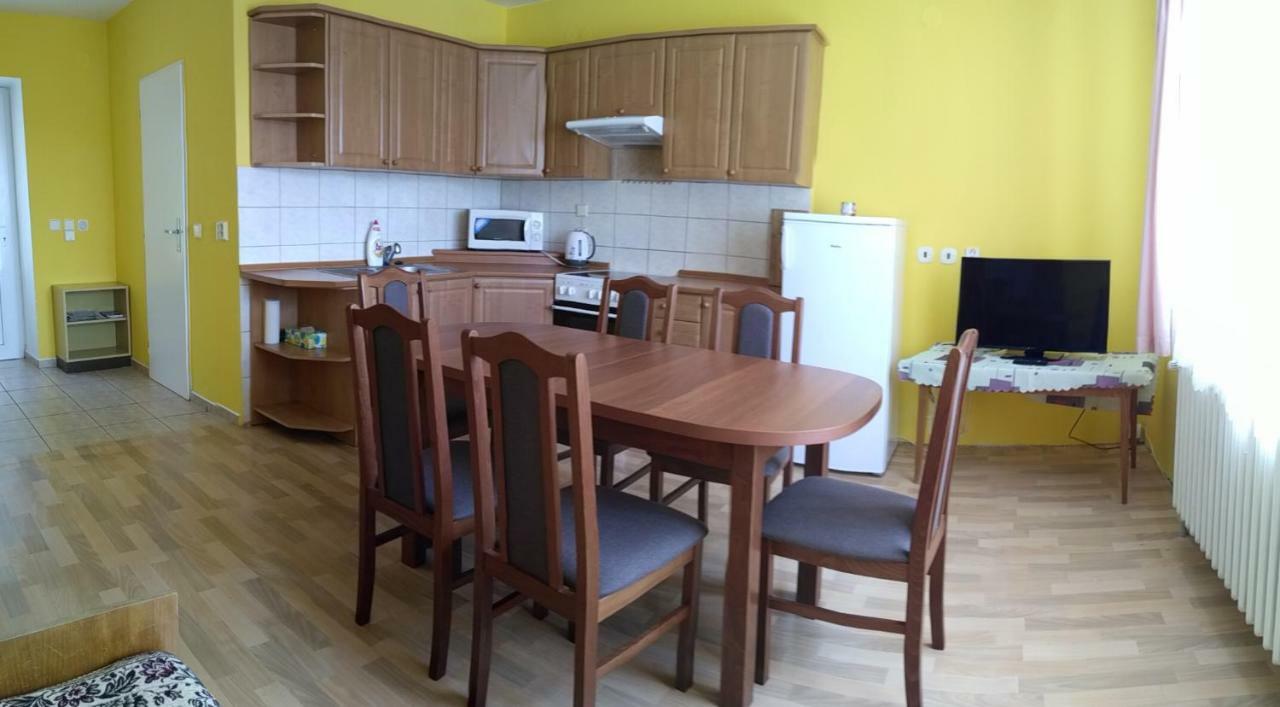 Apartman Utvina Kültér fotó